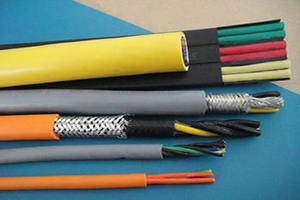 TPE材質(zhì)的電線電纜與TPU材質(zhì)的電線電纜有何區(qū)別